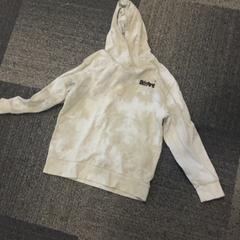 Sweat Wit, a été signalé par Jaarbeurs utilisant iLost