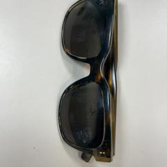 Sonnenbrille, gemeldet von Movie Park Germany über iLost