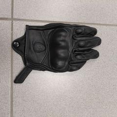 Rukavice zwart, jak nahlášeno Regio Oost-Vlaanderen pomocí iLost