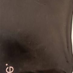 غطاء الكمبيوتر المحمول، كما تم الإبلاغ عنه بواسطة U-OV Amersfoort عبر iLost