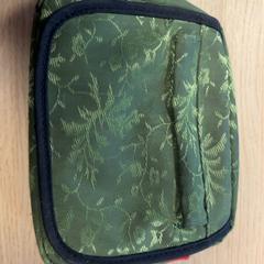 Tas, como reportado por Pathé Buitenhof utilizando o iLost