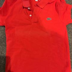 T-shirt Rood, gemeldet von Van der Valk Hotel Apeldoorn - De Cantharel über iLost