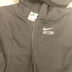 キッズトレーナー, a été signalé par IKEA新三郷 utilisant iLost