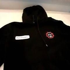 Hoodie F1, zoals gemeld door Van der Valk Hotel Schiphol met iLost