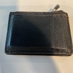 Brieftasche Op naam van krom, gemeldet von Gemeente Amsterdam über iLost