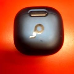 Earpodsbox がiLostで UvA REC によって報告されました