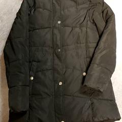 Oblečení - Jas zwart, jak nahlášeno Regio Oost-Vlaanderen pomocí iLost