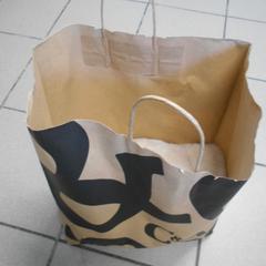 Bag - Papieren tas, som rapportert av Centraal magazijn ved bruk av iLost
