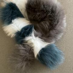 Šátek, jak nahlášeno Schönbrunn "Group Center" pomocí iLost