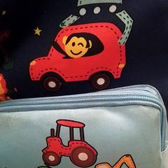 Rugzakje Blauw, Al Mohammed, ha sido reportado por Qbuzz Fryslân con iLost