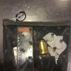 化粧ポーチ がiLostで U-OV Utrecht によって報告されました