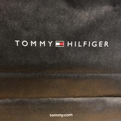 Purchase tommy hilfiger, gemeldet von Designer Outlet Roermond über iLost