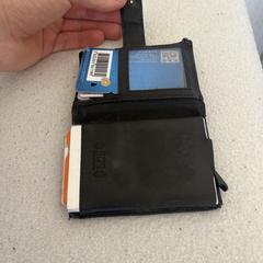 Black Wallet, as reported to iLost
