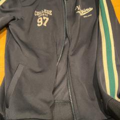 Casaco Vingino, como reportado por Pathé Ede utilizando o iLost