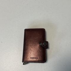 財布 Steggink がiLostで Breng Arnhem によって報告されました