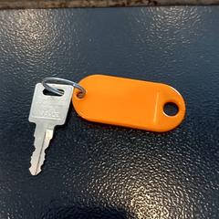 Key Oranje sleutelhanger, as reported by Arriva Limburg Noord using iLost