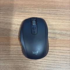 Wireless mouse grey/black logitech, as reported by Vrije Universiteit Brussel (VUB) using iLost