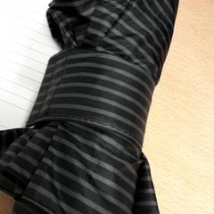 Paraigües Klein zwart grijze streep, segons ha informat Arriva Vechtdallijnen mitjançant iLost