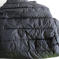 Kleding - Jas, a été signalé par Centraal magazijn utilisant iLost