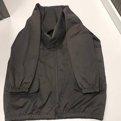 Kleding - Jas Zwart, rapporterat av Centraal magazijn med iLost