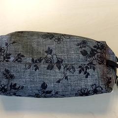 Skolemateriell - Pennenzak, som rapportert av Regio Oost-Vlaanderen ved bruk av iLost