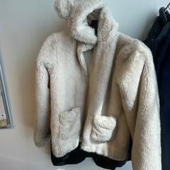 Jas, ha sido reportado por Pathé Amersfoort con iLost