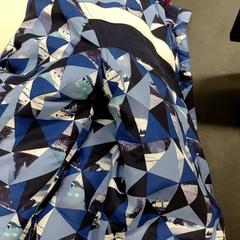 Kabát enfant, amint azt IKEA Orléans - Ardon az iLost segítségével jelentette.