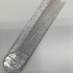 İLost kullanarak IKEA新三郷 tarafından bildirildiği gibi くし