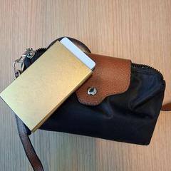 Handtasje - Kevser がiLostで Centraal magazijn によって報告されました