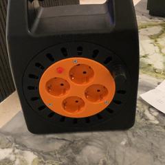 Elektronikk, som rapportert av Van der Valk Hotel Heerlen ved bruk av iLost