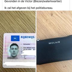 Zwart portemonneetje Molair, as reported to iLost