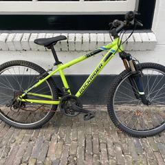 Rockrider fiets geel in Utecht، كما تم الإبلاغ عنه عبر iLost