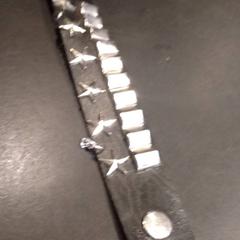 Bracelet, a été signalé par TivoliVredenburg utilisant iLost