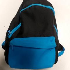 Backpack, as reported by Regio West-Vlaanderen using iLost