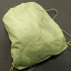 Zak fluo, segundo informou Centraal magazijn usando iLost