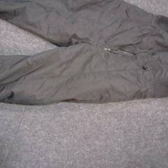 スキーパンツ skibroel がiLostで SnowWorld Landgraaf によって報告されました