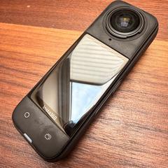 Insta360 X4 camera, gerapporteerd met iLost