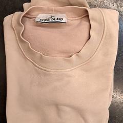 Trui, zoals gemeld door Rotterdam The Hague Airport met iLost