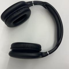 헤드폰 Zwart, iLost를 사용하여 HvA Amstelcampus에 보고됨