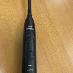 Cepillo de dentes eléctrico, segundo informou Inntel Hotels Amsterdam Centre usando iLost