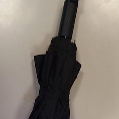 Umbrella Zwart, as reported by Vrije Universiteit Amsterdam using iLost