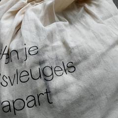Turnzak - Wit linnen, gisa salatu by Regio Antwerpen - Brussel iLost erabiliz
