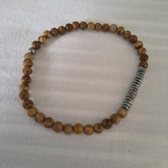Stone Bracelet, jak zgłoszono do iLost