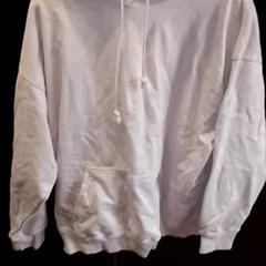 Mikina, jak nahlášeno TivoliVredenburg pomocí iLost