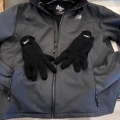 İLost kullanarak Van der Valk Hotel Schiphol tarafından bildirildiği gibi Jacket Grey