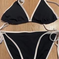 Fürdőruházat (alkategória), amint azt Van der Valk Hotel Eindhoven - Best az iLost segítségével jelentette.