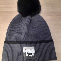 Hat, as reported by IKEA Praha – Zličín using iLost