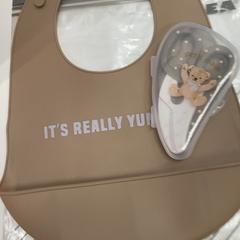 シリコンのスタイとハサミ, som rapportert av IKEA新三郷 ved bruk av iLost