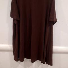 Blúz, amint azt Grand Hotel Amrath Kurhaus az iLost segítségével jelentette.