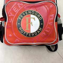 Motxilla, segons ha informat Qbuzz GD Groningen Peizerweg mitjançant iLost